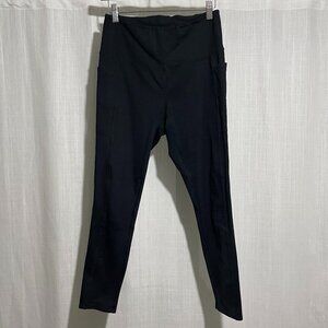 Danskin, black, 3/4 leggings w. pockets, M